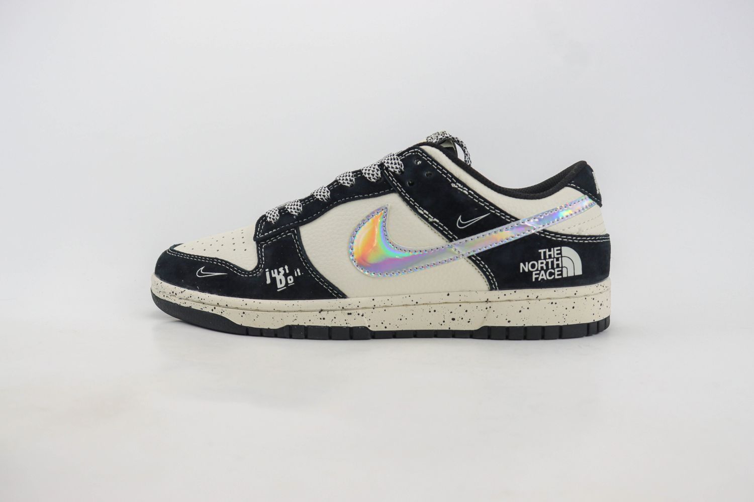 Nike SB Dunk Low x  The North Face 25