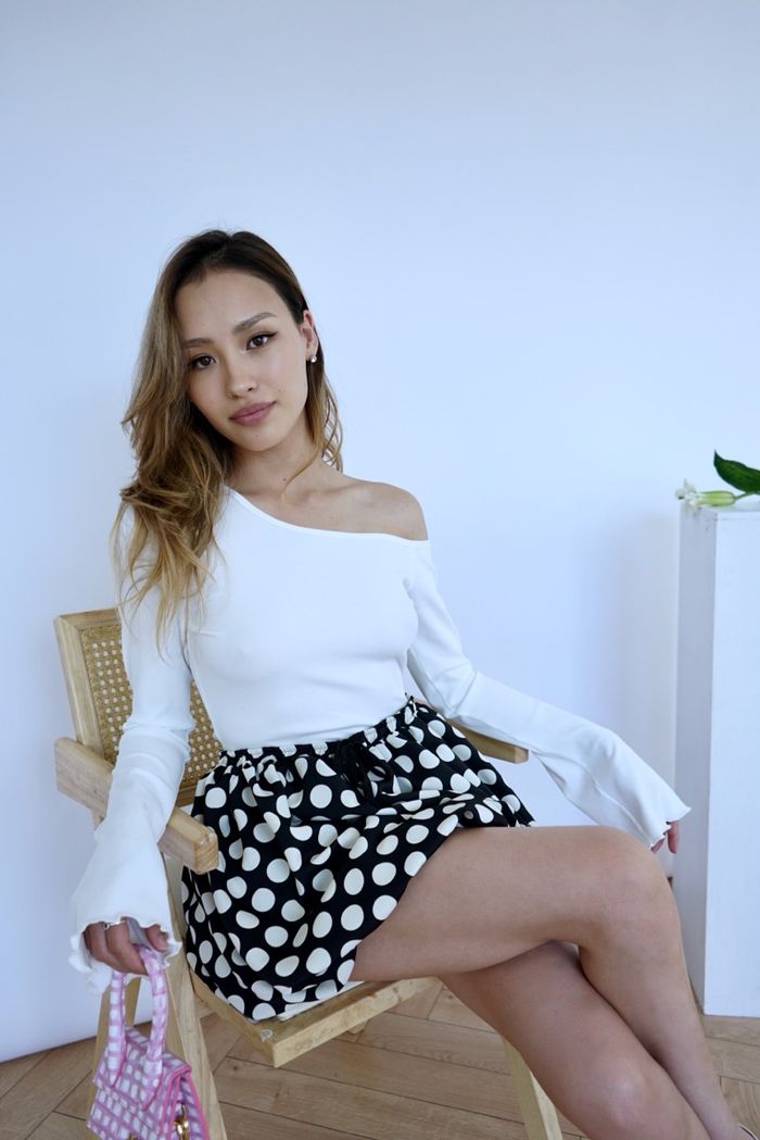 https://cdn.zochil.shop/36796bcf-2b35-4955-86e1-0c86c90c07ee_t700.jpg