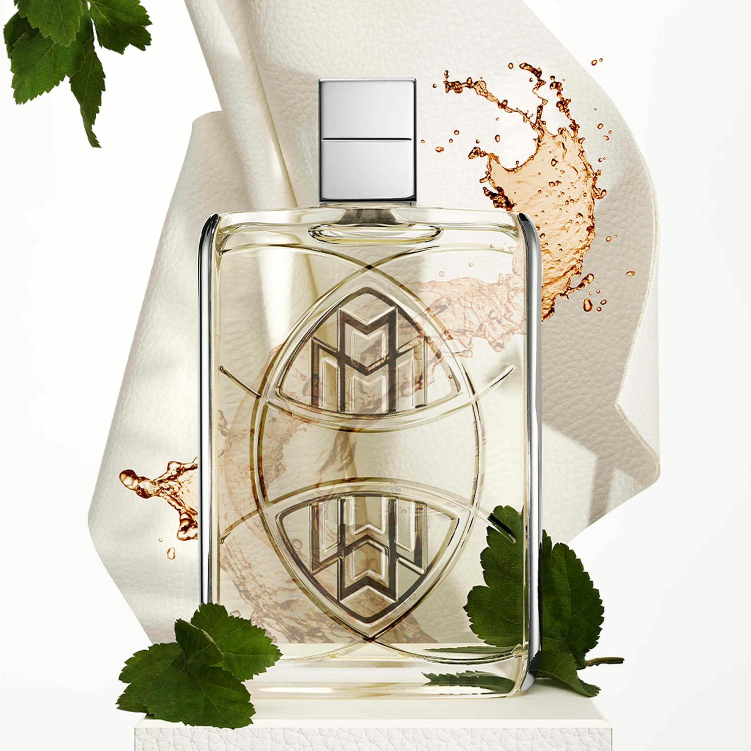 SNOW WHITE LEATHER Eau de Parfum