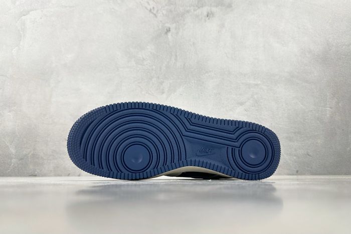 Nike Airforce 1 Low x LV 12