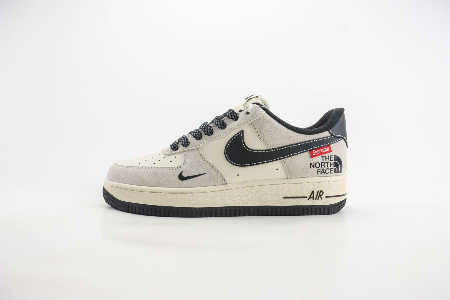 Nike Air Force 1 Low x supreme 67