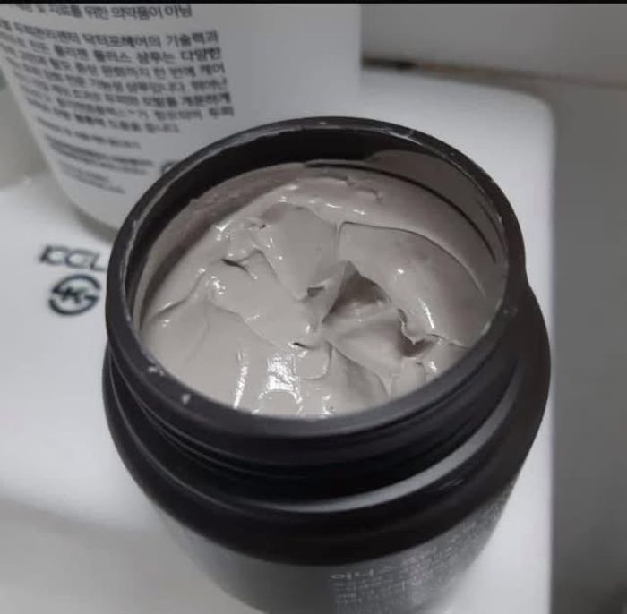 INNISFREE  SUPER VOLCANIC Pore Clay Mask 100ml 