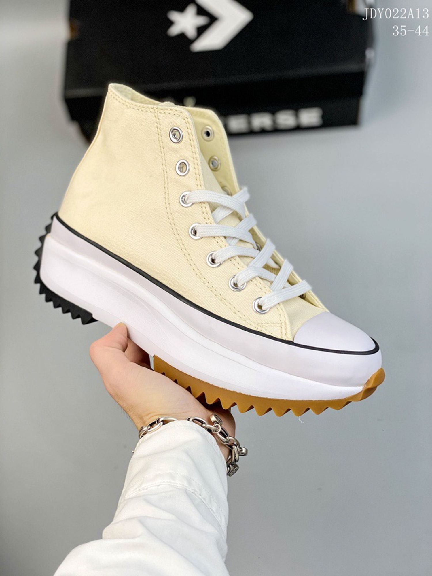 Converse Run Star x JW Anderson “Beige”