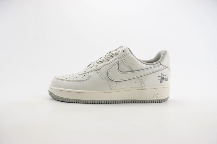 Nike Air Force 1 Low 239