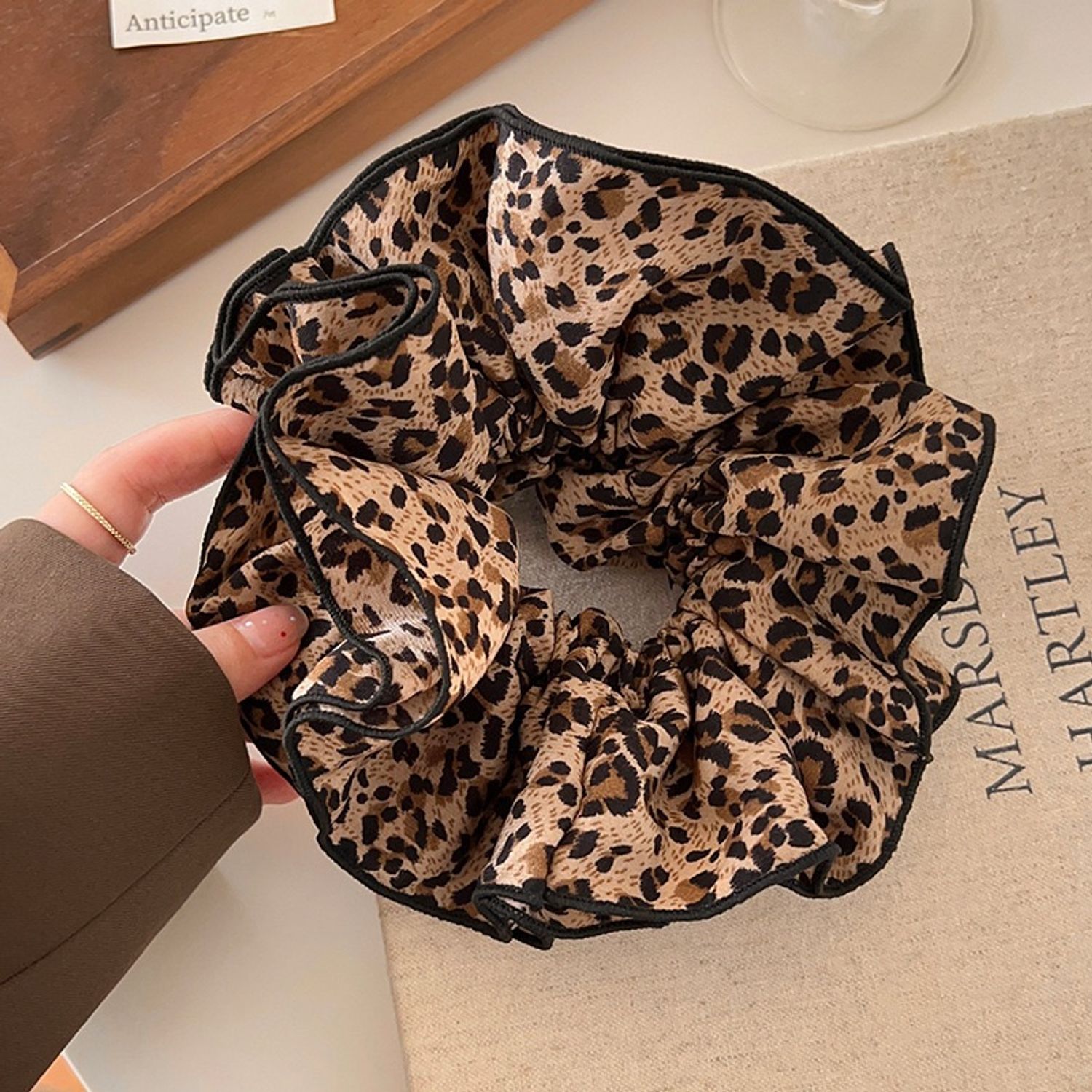 Үсний боолт