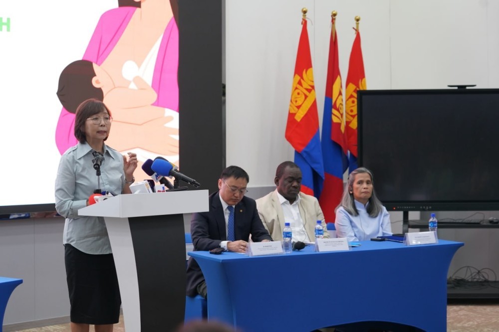 Т.Навчаа: IQ өндөртэй хүүхэдтэй болмоор байвал дор хаяж хоёр нас хүртэл нь хөхөөр хооллоорой