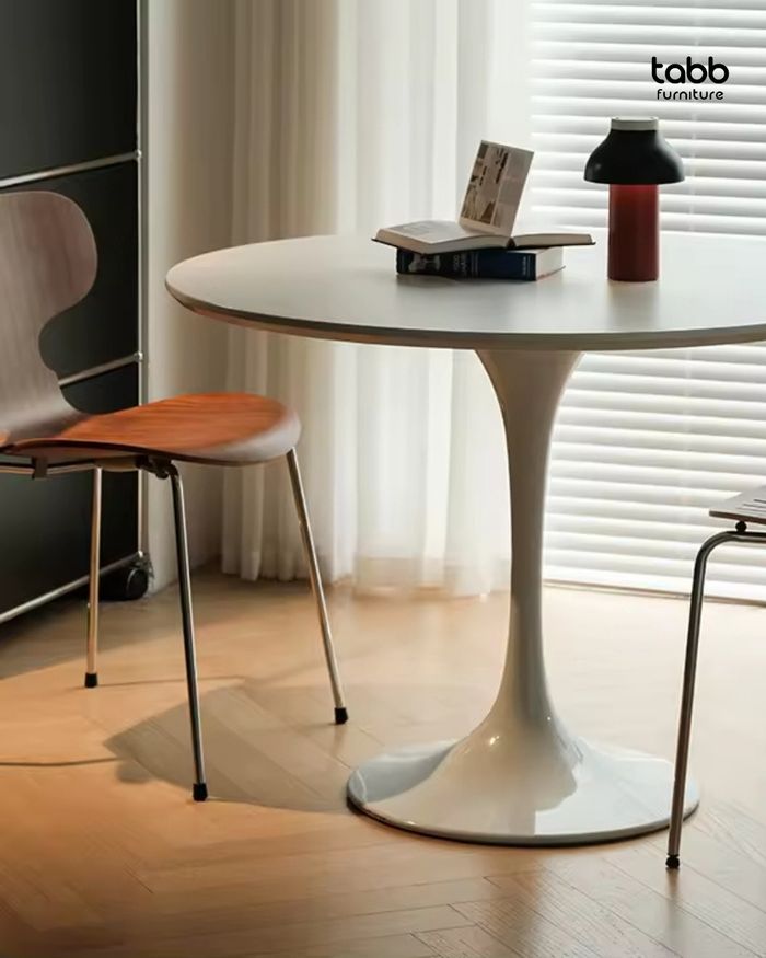 TULIP TABLE