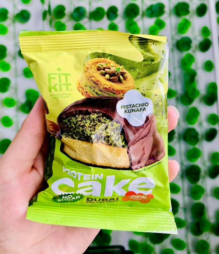 Protein cake Pistachio kunafa 