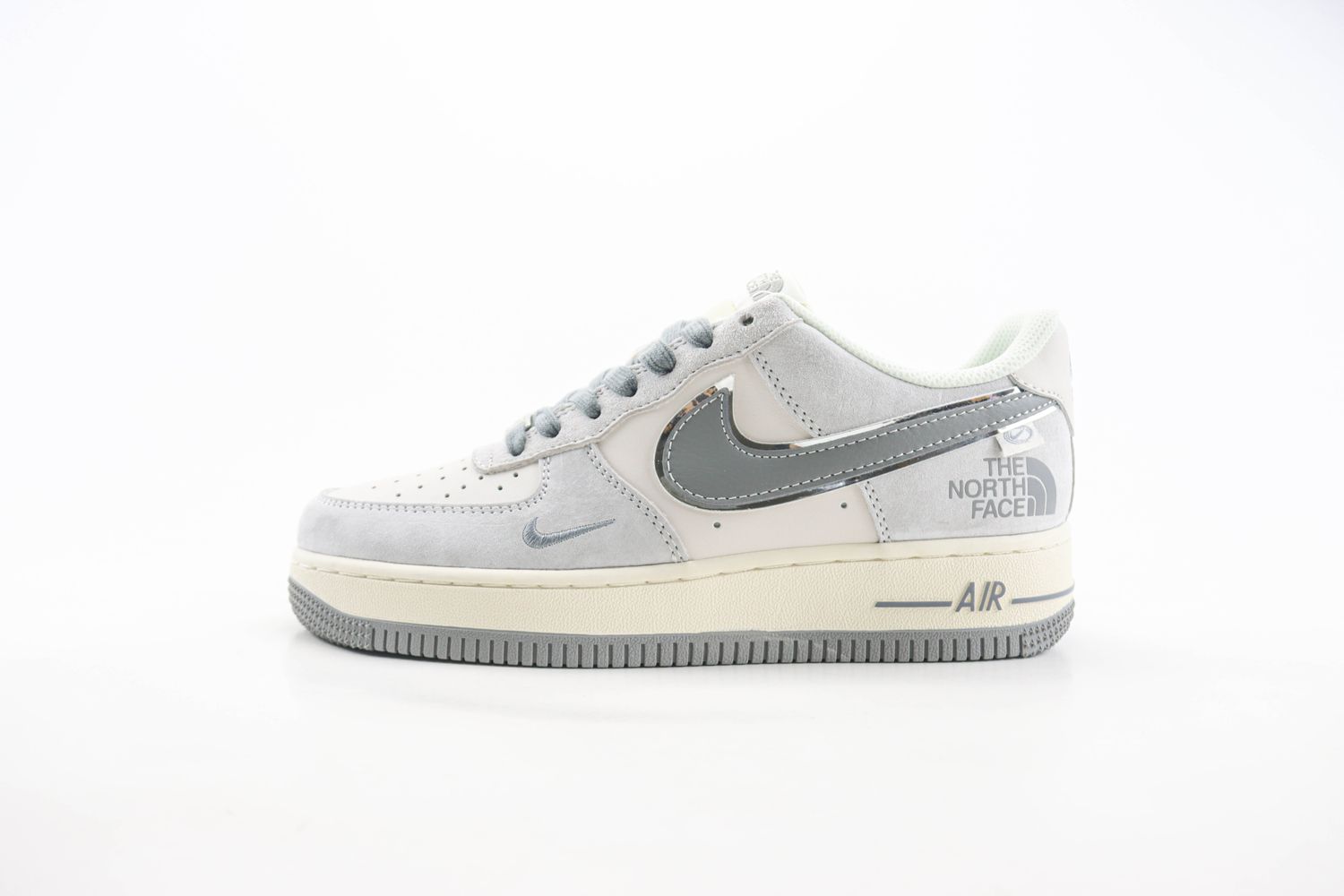 Nike Air Force 1 Low x The North Face 05