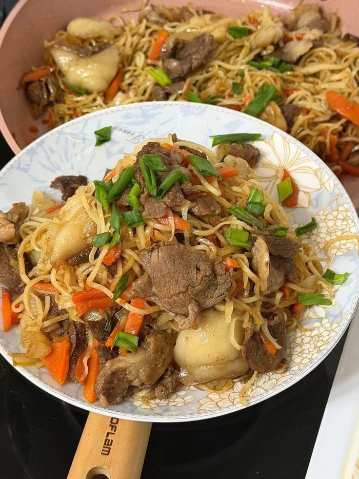 Нарийн хэрчсэн гурил 900гр-тай 😋😋