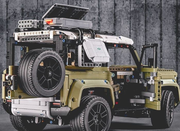 land Rover Defender 