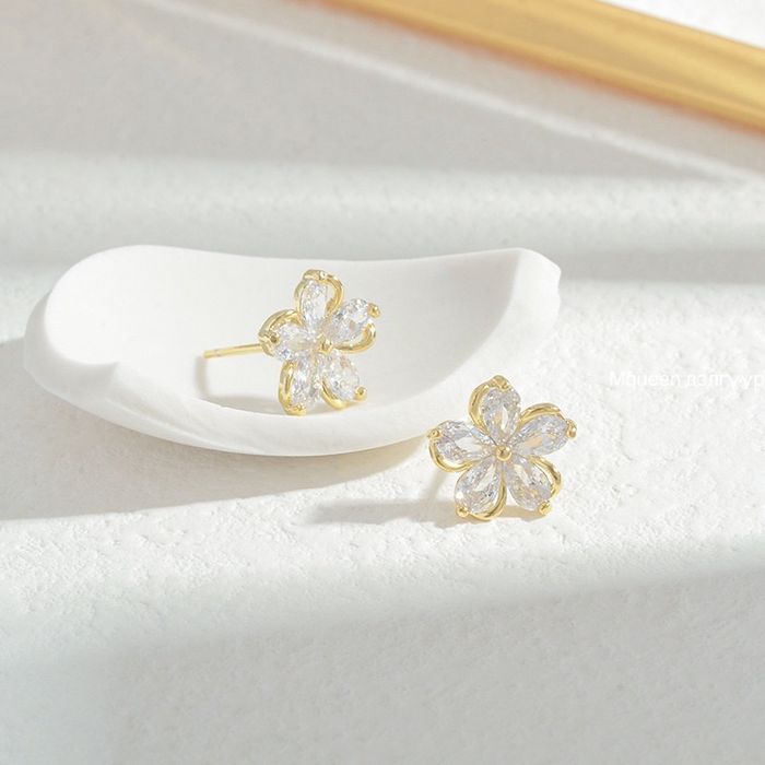 Гоёлын ээмэг 