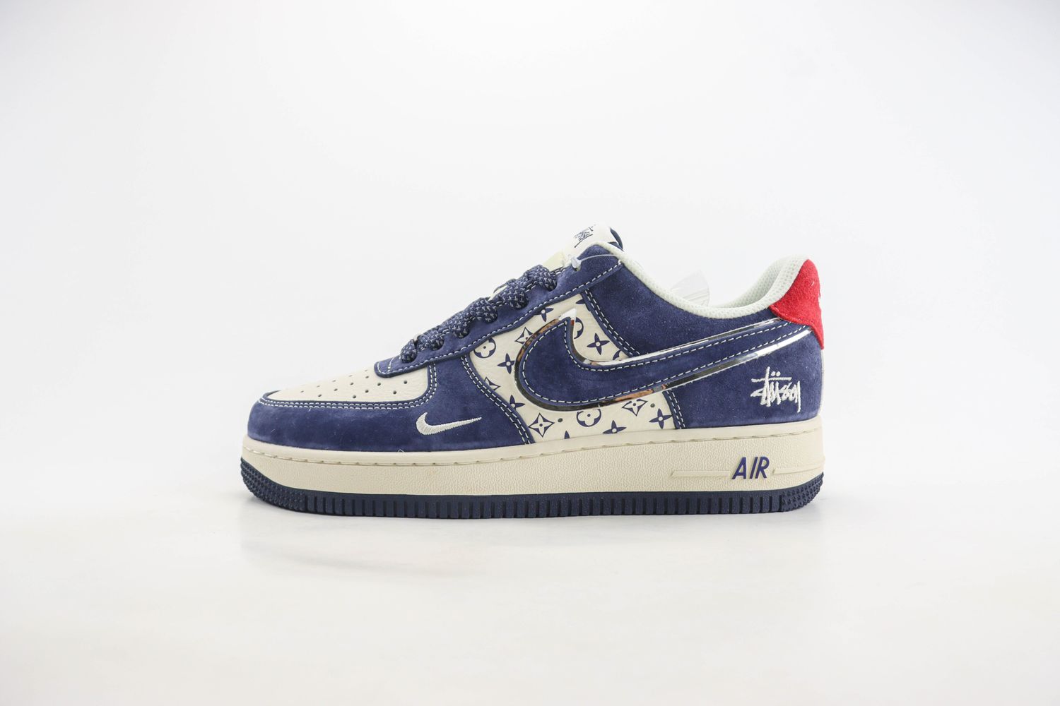 Nike Air Force 1 Low x Stussy 84