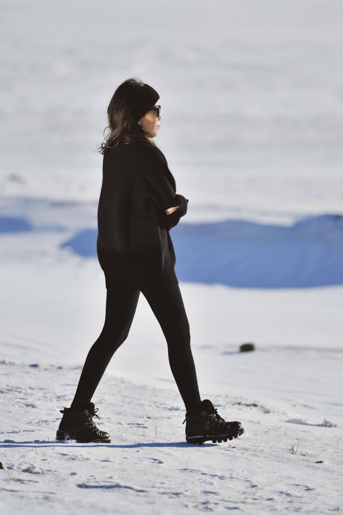 УУЛАН ХЭЭ БҮХИЙ РЕТҮЗЕН ӨМД 