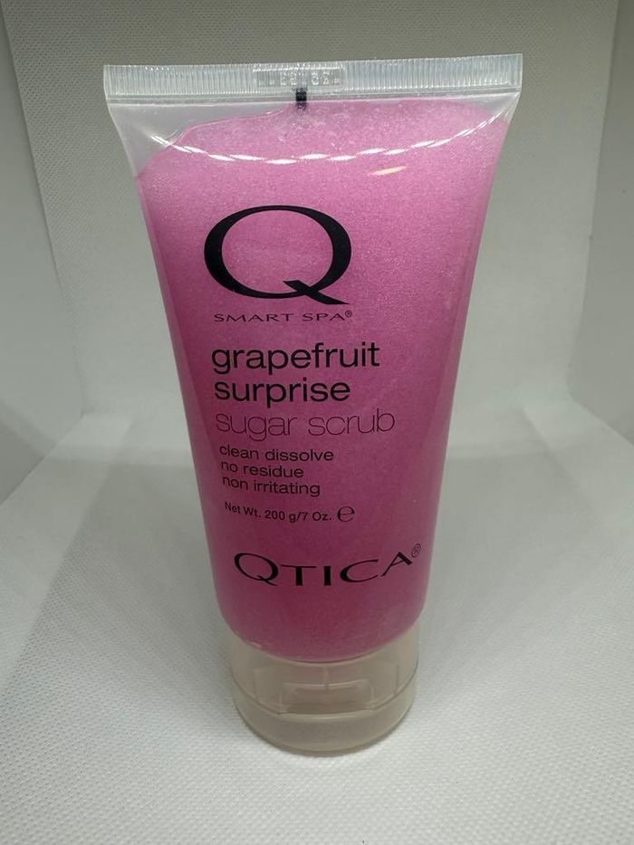 QTICA Sugar Scrub