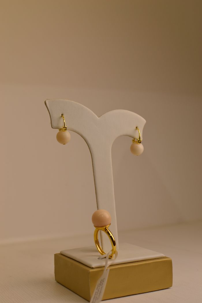 цагаан шүрэн хос