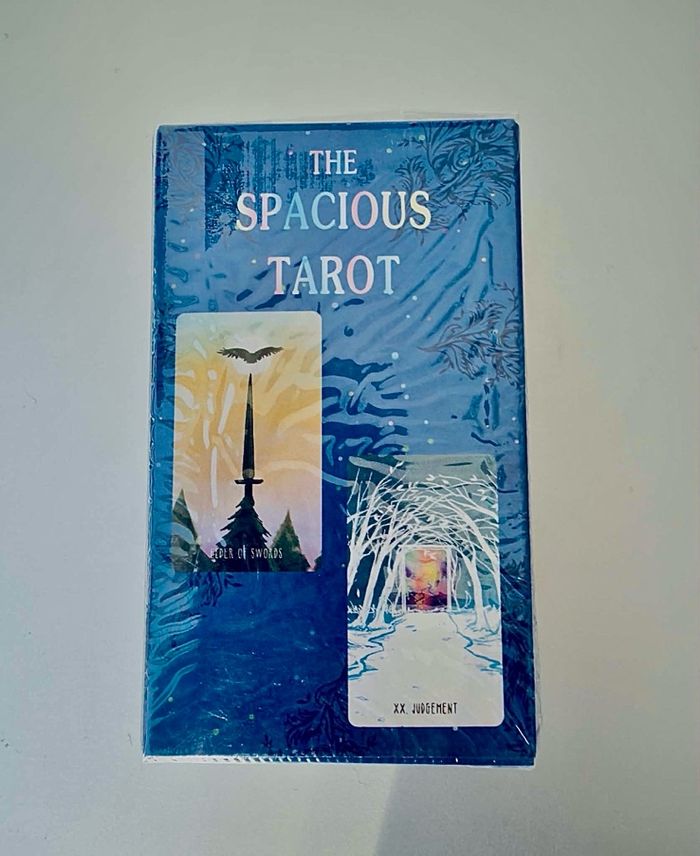 The Spacious тарот хөзөр