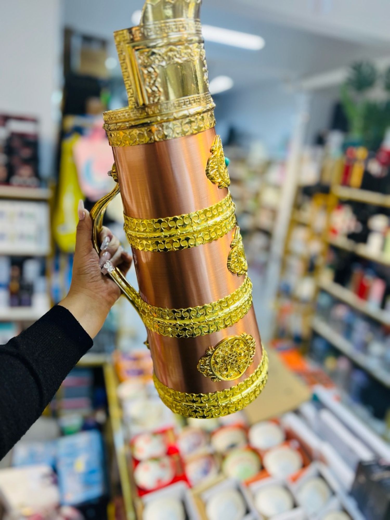 Домбо 2Литр Хээтэй гоёлын таг