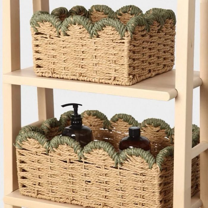 Ногоон хүрээтэй сагс