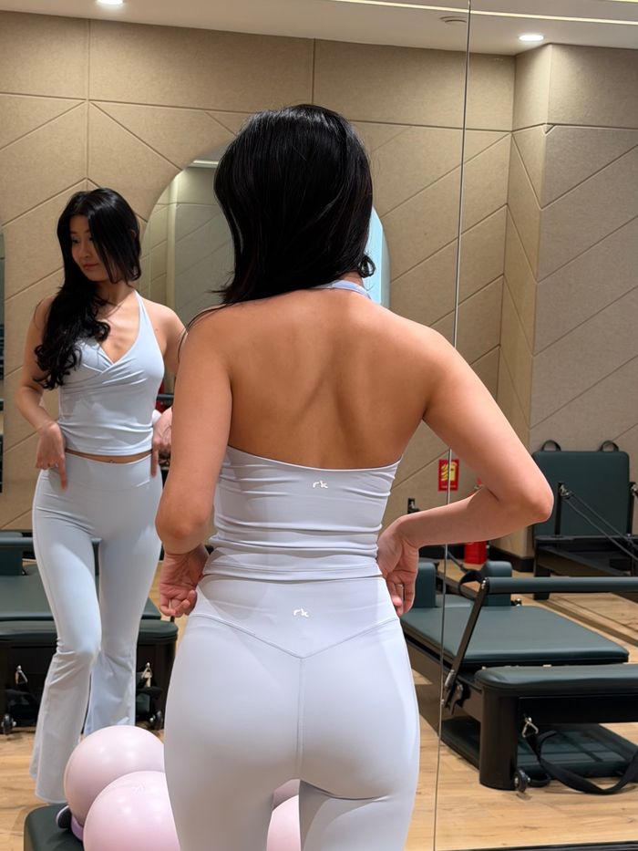 Komi V neckline Halter Tank in Sora /baby blue