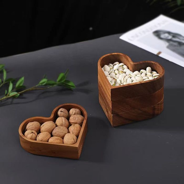 Модон таваг зүрхэн хэлбэртэй 