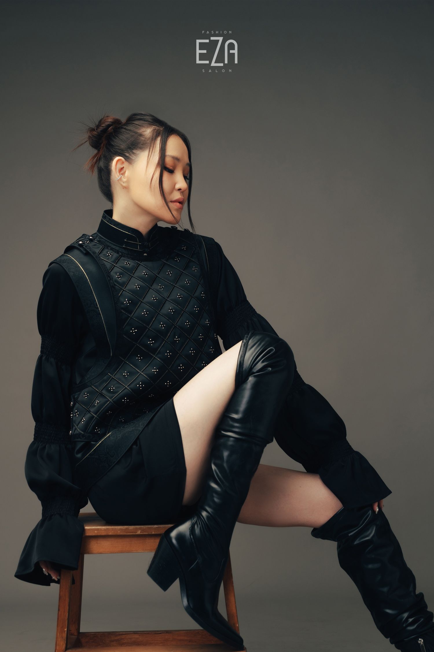 Гар чимэглэлтэй торгон хантааз