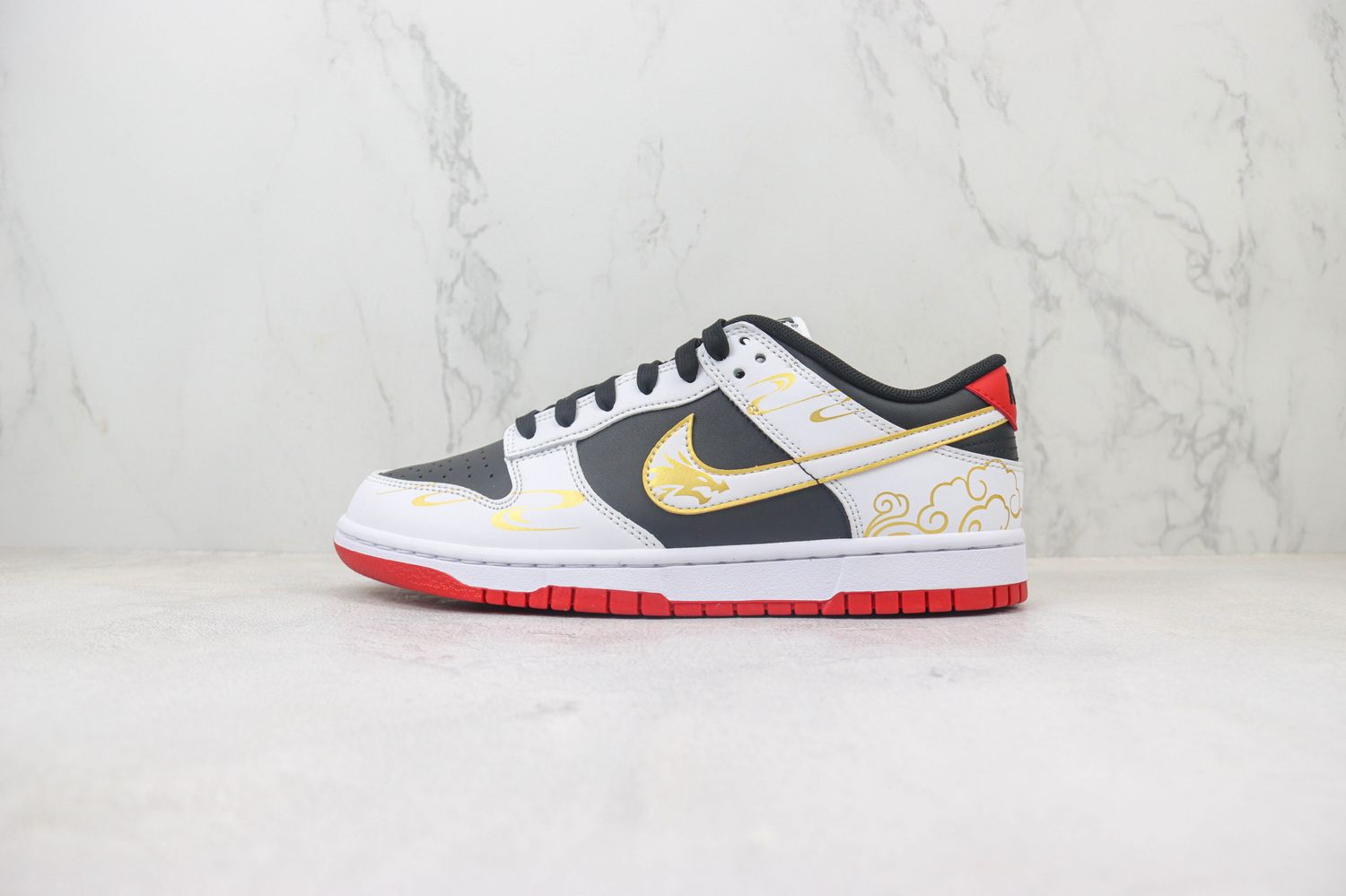 Nike SB Dunk Low 117