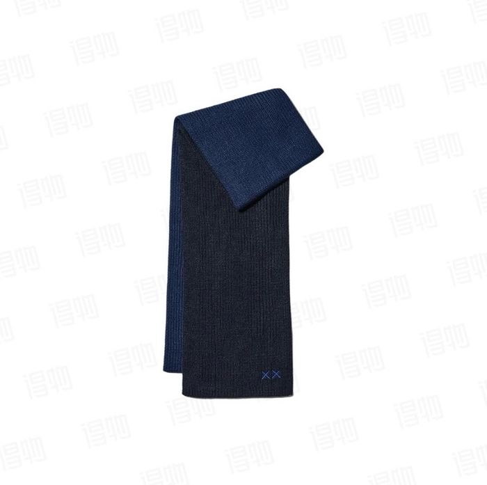 Uniqlo Ороолт 