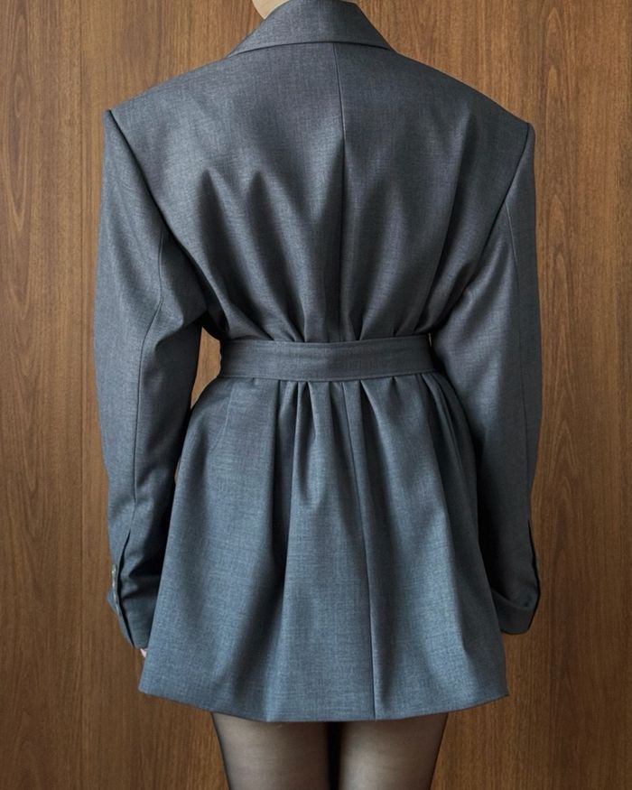 https://cdn.zochil.shop/3c8ef336-99aa-4a88-9fff-4dab15348d96_t700.jpg