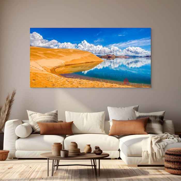 Улаагчны хар нуур 