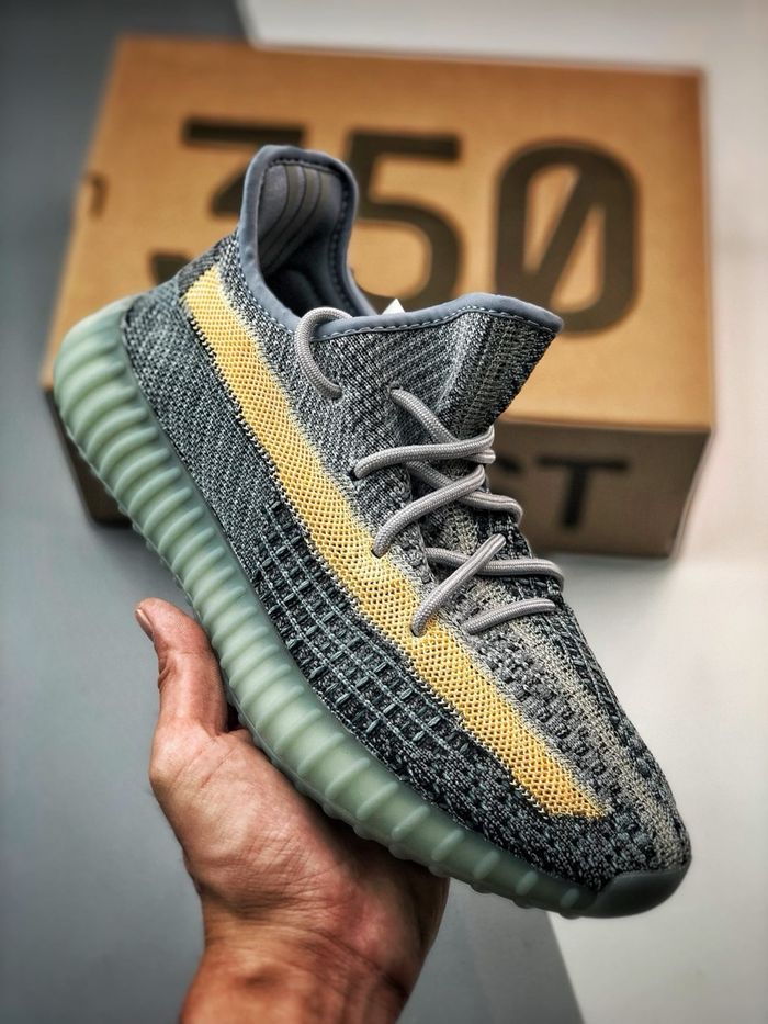 Yeezy 350 Boost V2