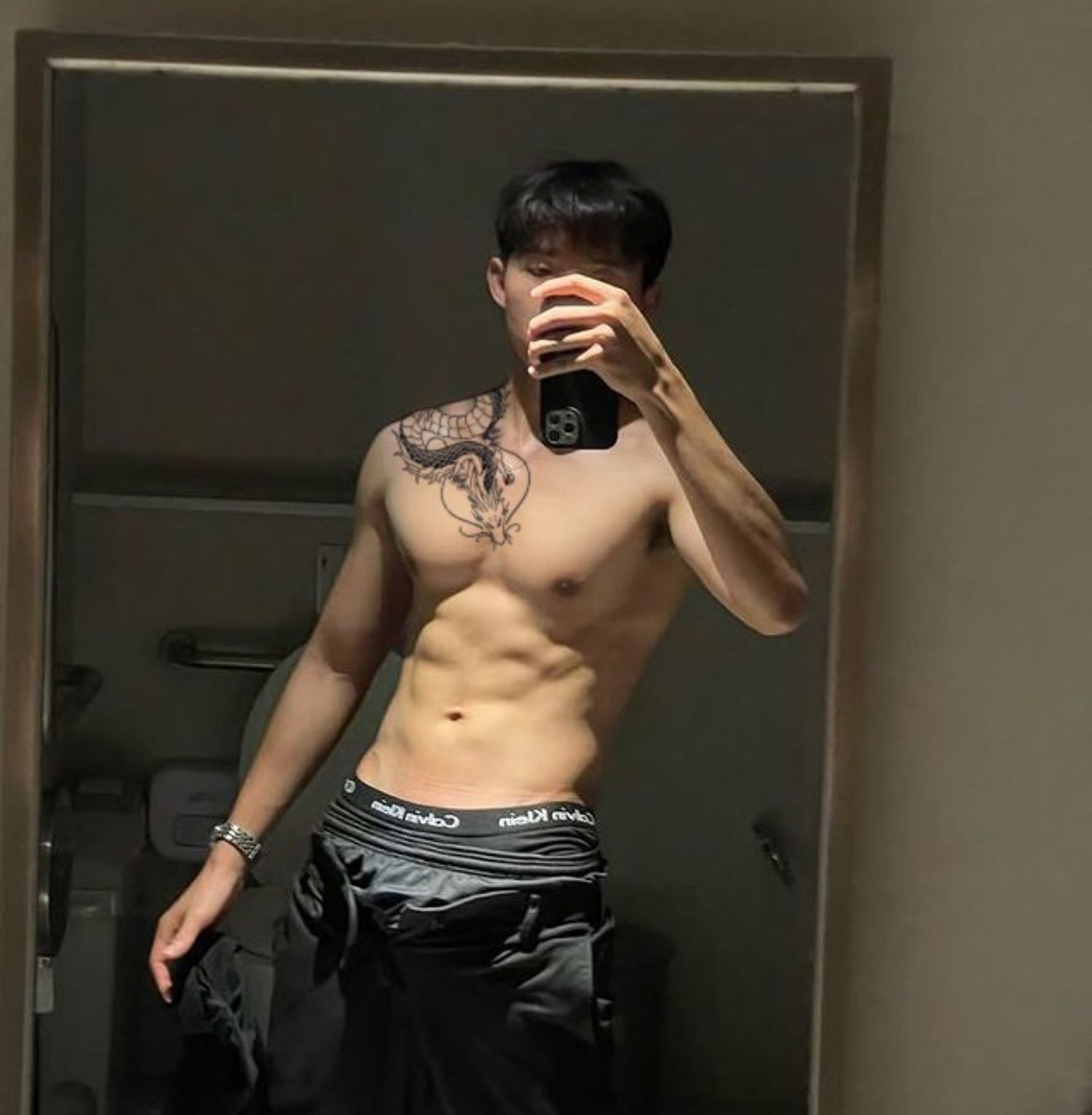 Дал Мөрний Луу Усан шивээс