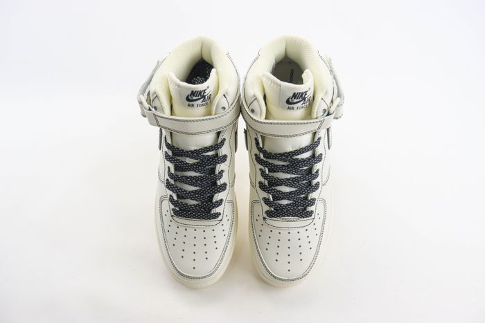 Nike Air Force 1 Mid