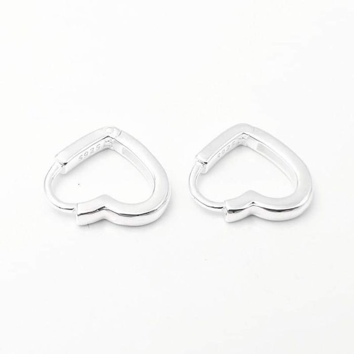 Мөнгөн ээмэг