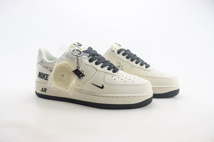  Nike Air Force 1 Low x Nike 08