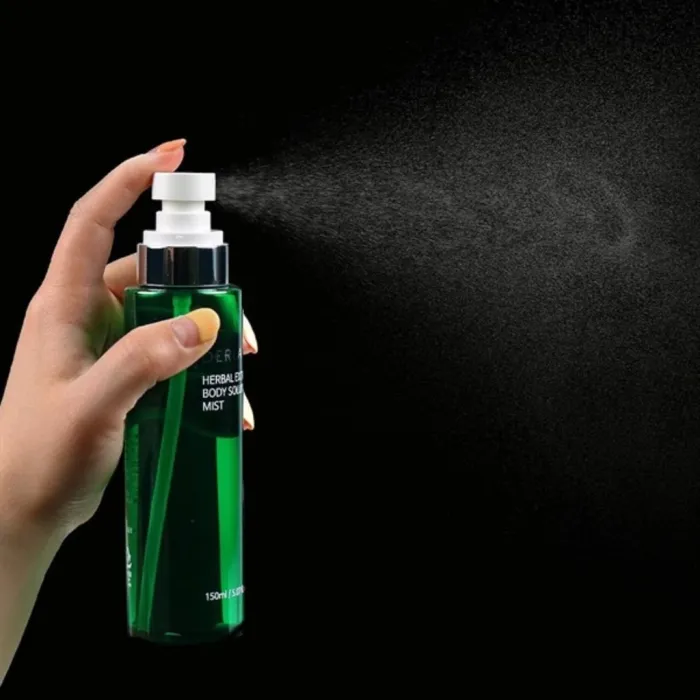 DERLADIE Herbal Extract Body Solution Mist