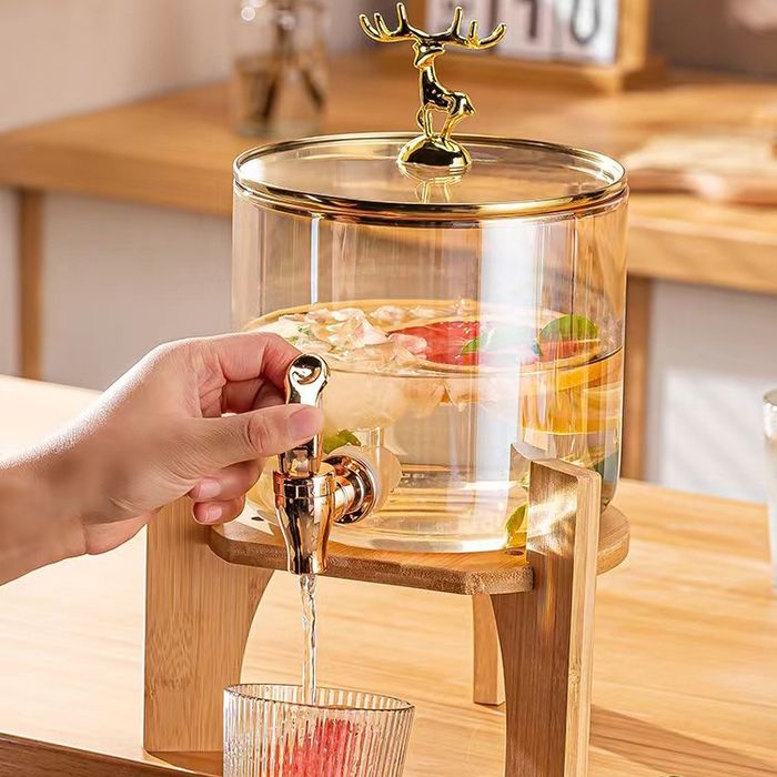 Бугатай цорго шилэн сав суурьтай