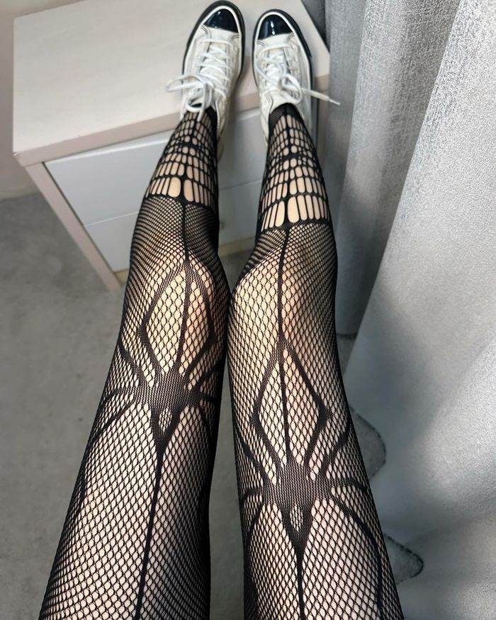 Аалзтай торон трико