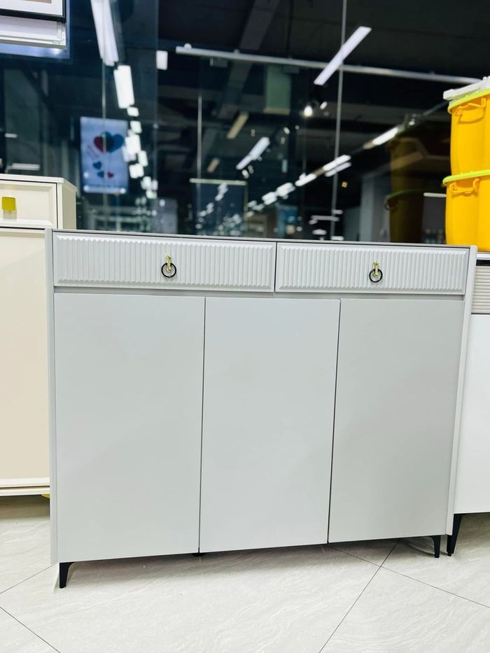 33 тай чулуун тавцантай 