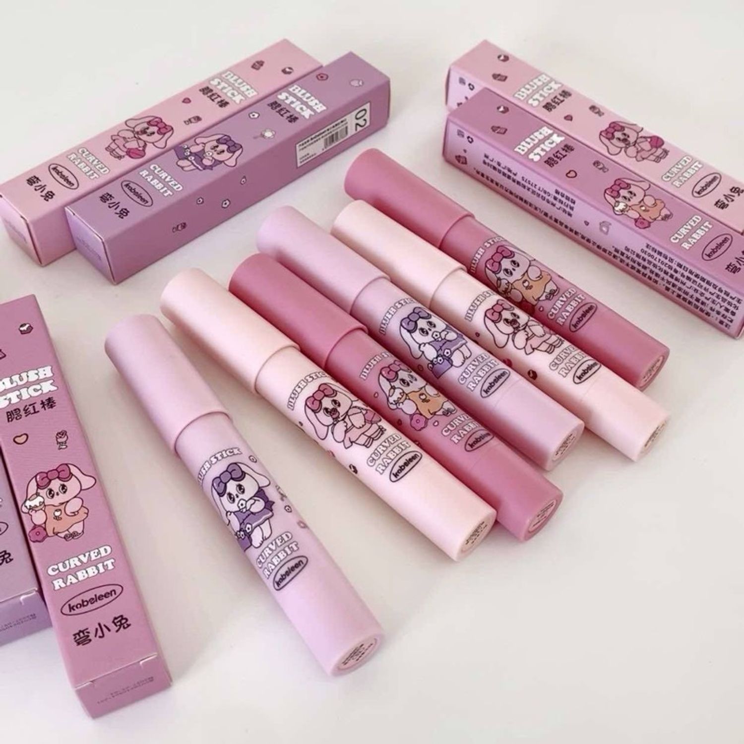 Хацар өнгөлөгч