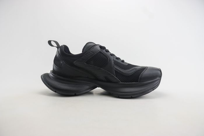 Balenciaga Circuit Sneakers
