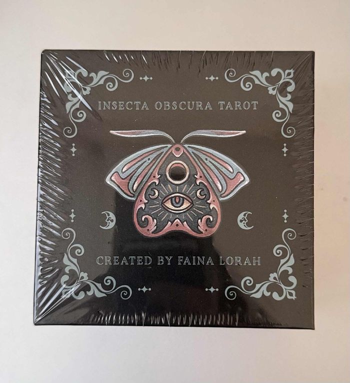 Insecta Obscura тарот хөзөр