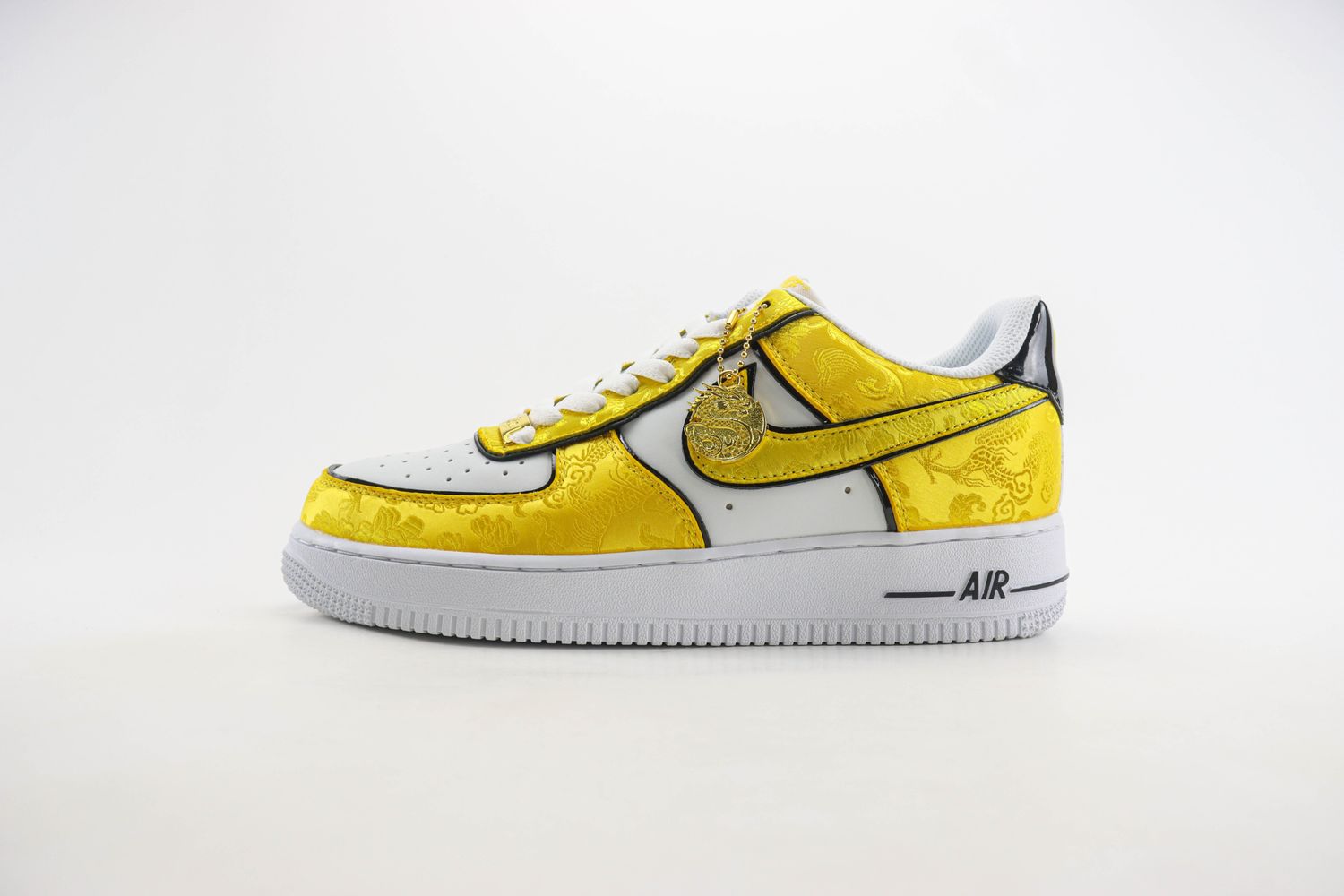 Nike Air Force 1 Low 235