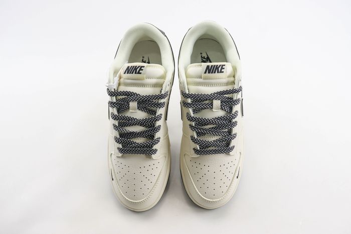 Nike SB Dunk Low x NIKE 07