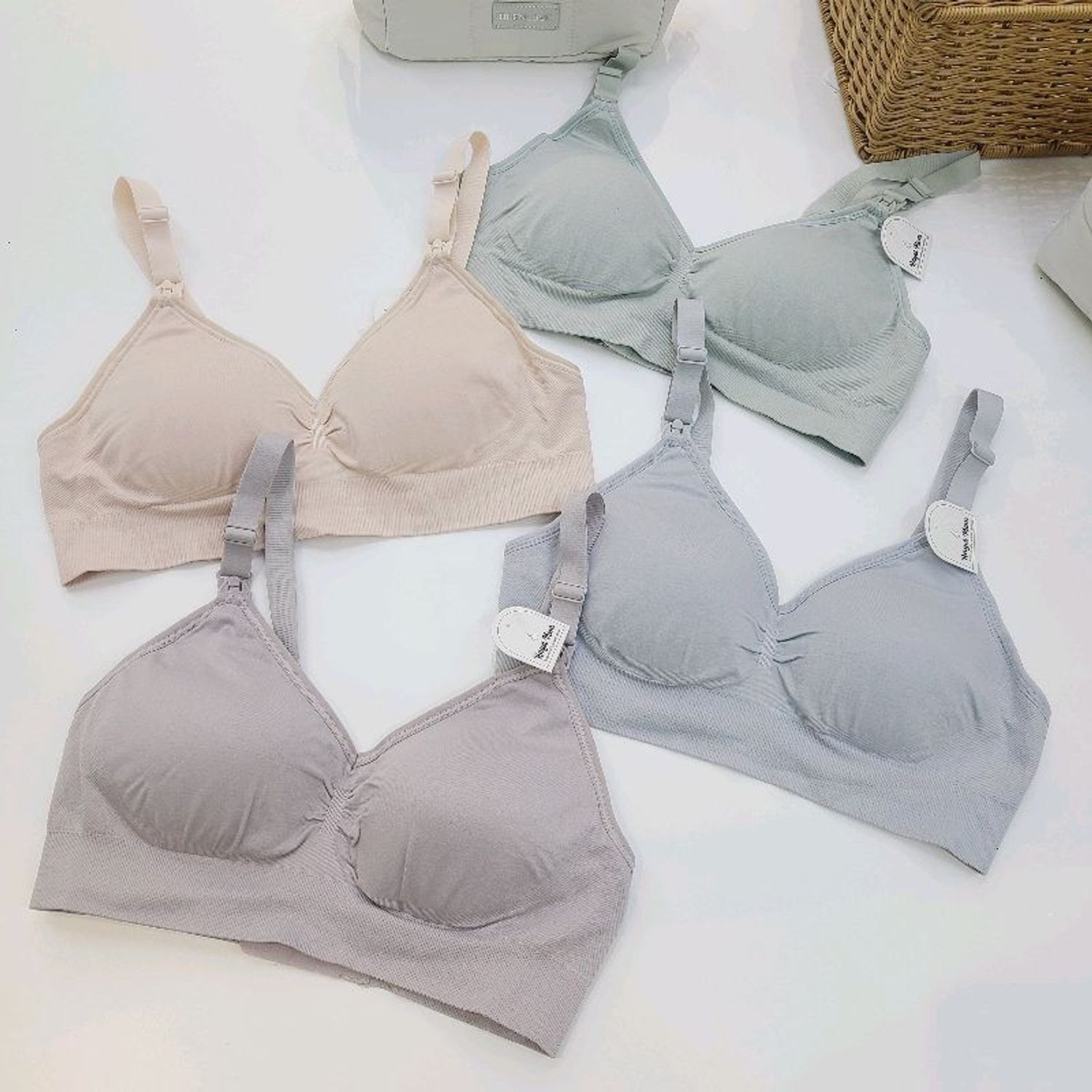 Хөхүүл лэвчик 