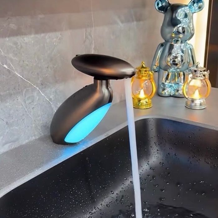 Олон үйлдэлт холигч