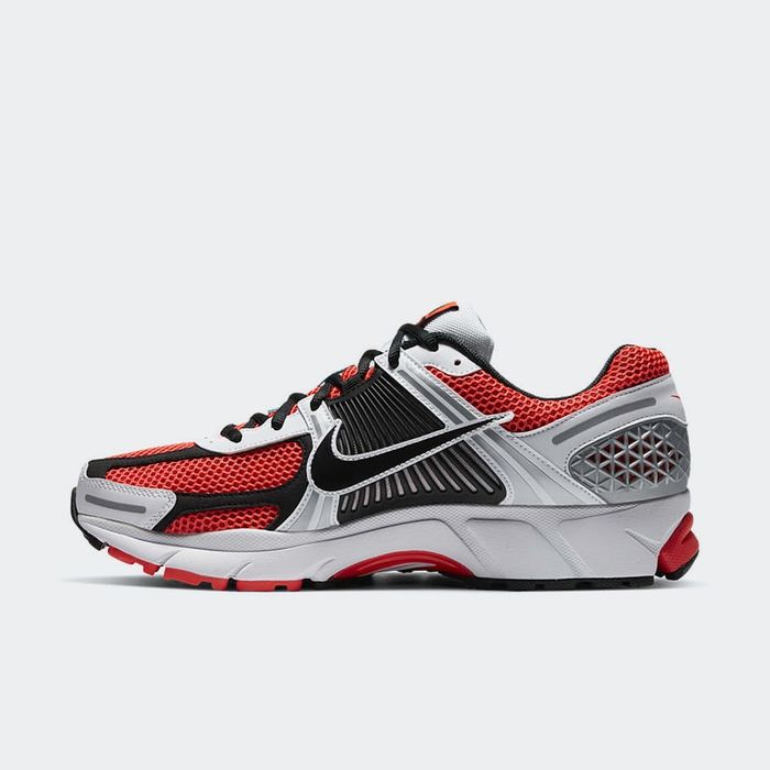 Nike Zoom Vomero 5 "Bright Crimson"