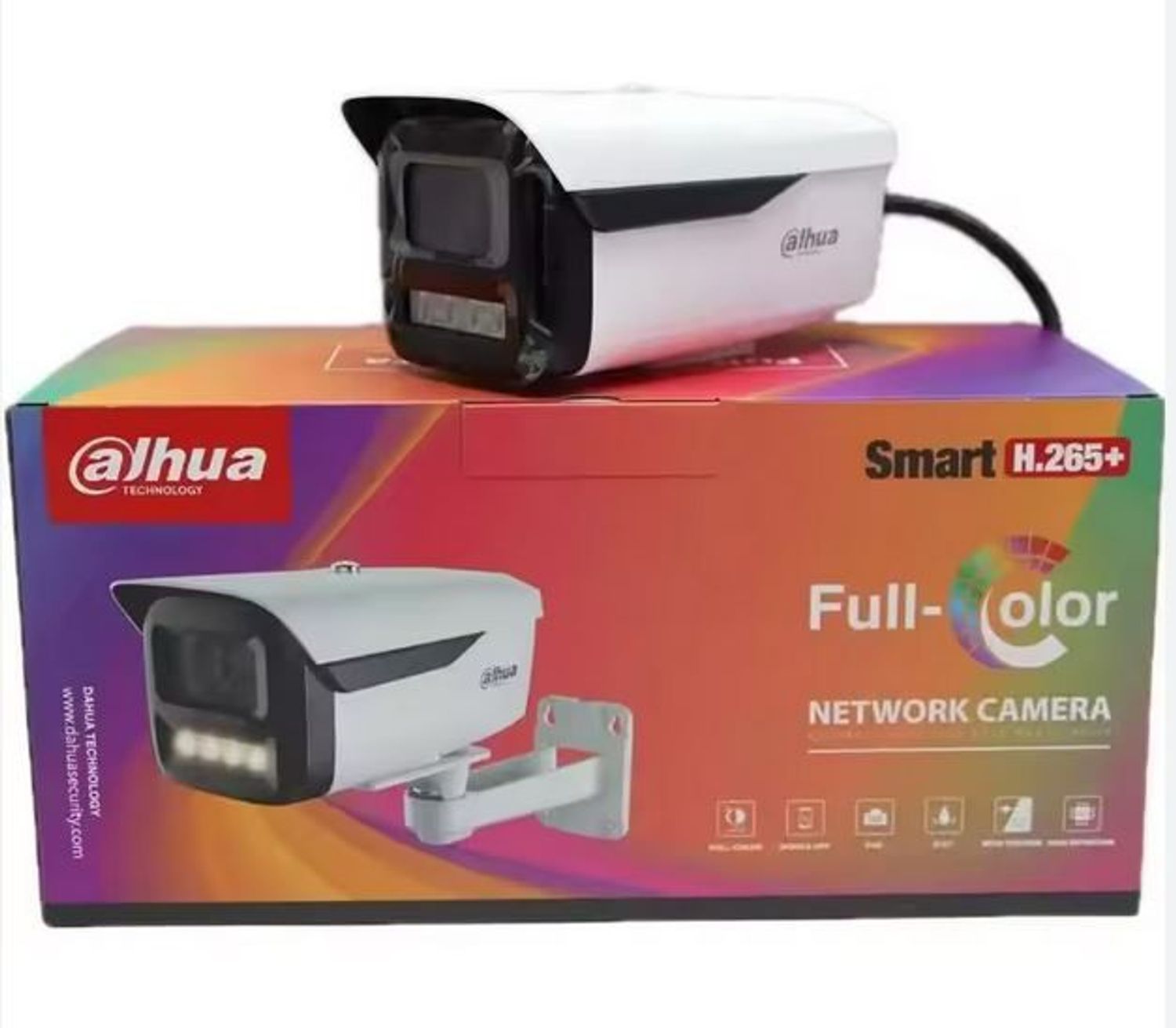 4MP Full-color Fixed-focal Bullet WizSense Network Camera