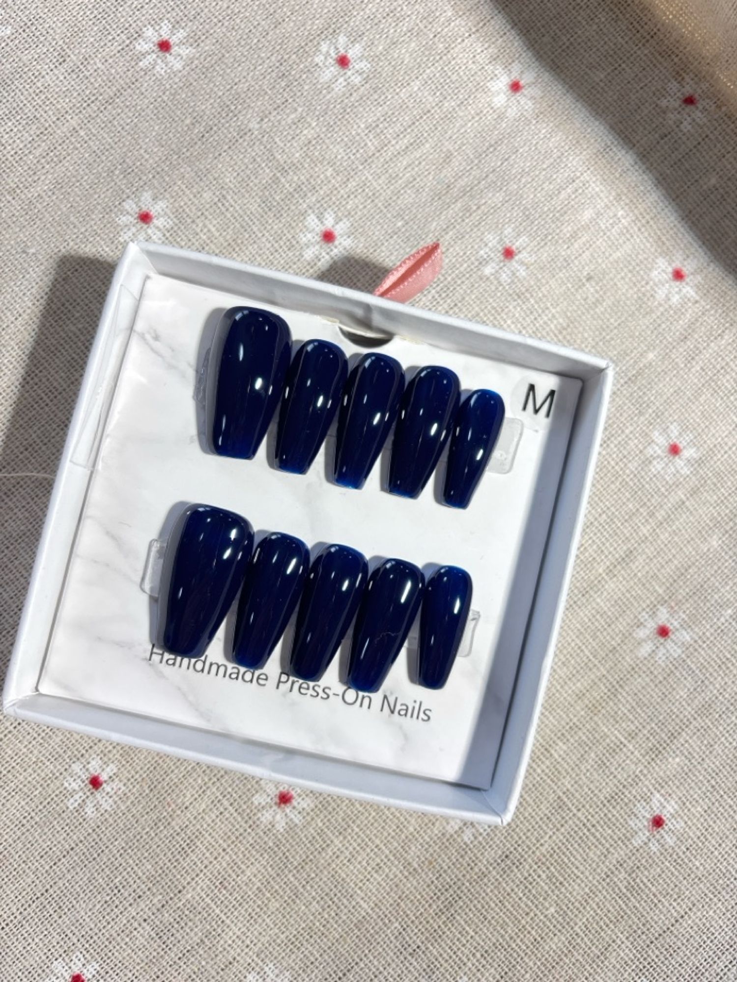 Наадаг хумс