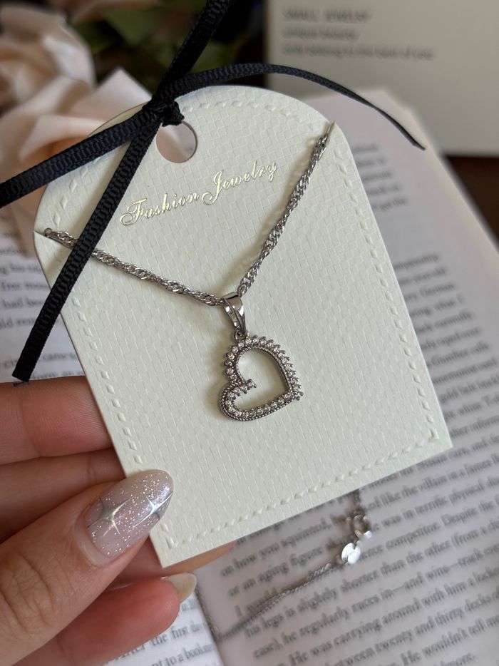 LUM SILVER NECKLACE